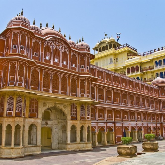 Rajasthan Holidays Weekend Tour Packages - Rajasthan India Tour Hire Car and Driver